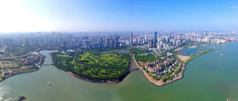 海南自贸港个税优惠政策：吸引全球英才的新磁石